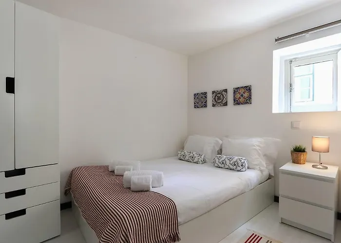 Tailor Made Flat In Bairro Alto Apartment *
