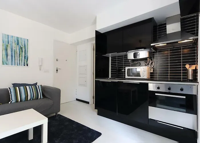 Tailor Made Flat In Bairro Alto *